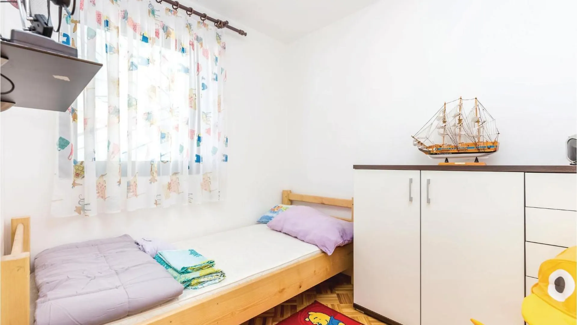 Cozy Apartment In Dramalj With Kitchen Croatia